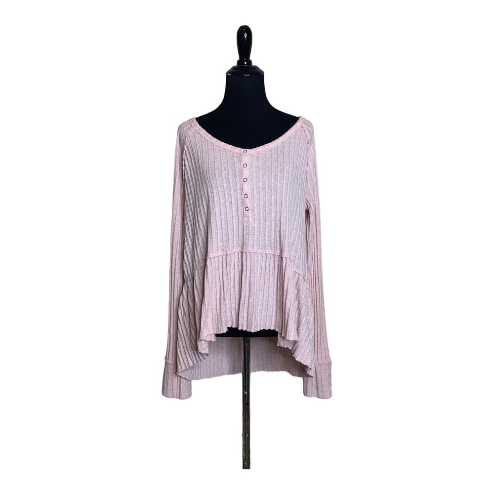 Mossimo Supply pink long sleeves hi low knit top size small